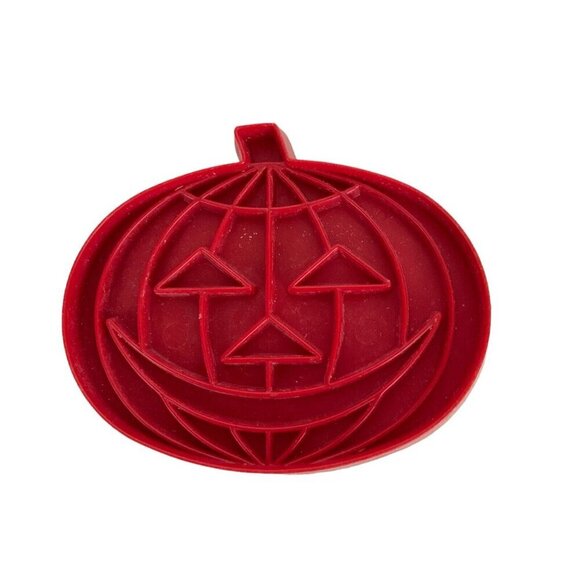 Tupperware Cookie Cutters Set 8 Red Plastic Christmas Holiday Birthday Vintage - Picture 7 of 10